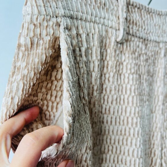 Momoni Halsbrook Vischio pull on corduroy pants, beige, Size 42 H51 - Picture 11 of 14